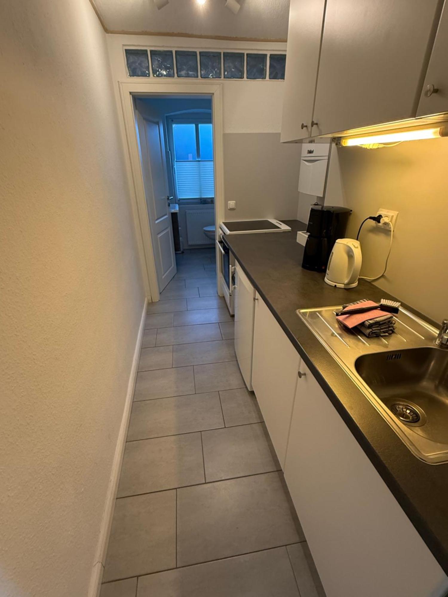 Ferienwohnung „Ole Karkenwech“ Husum-Roedemis هوسوم المظهر الخارجي الصورة
