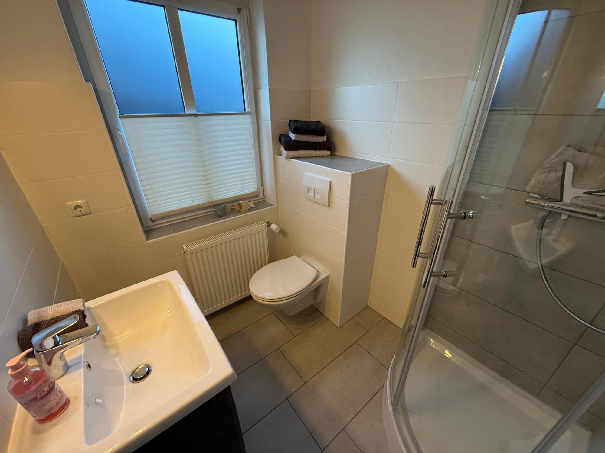 Ferienwohnung „Ole Karkenwech“ Husum-Roedemis هوسوم المظهر الخارجي الصورة